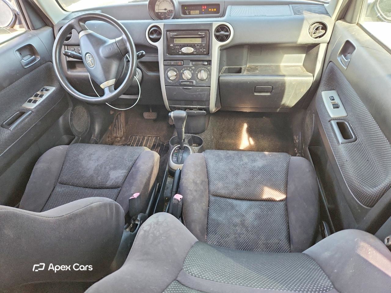 Scion xB 2005