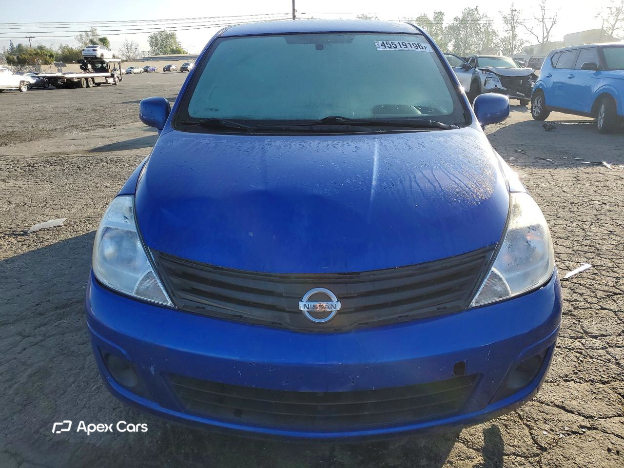 Nissan Versa 2011