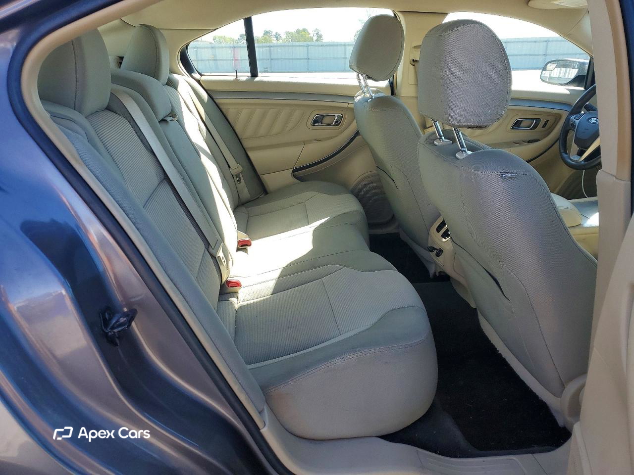 Ford Taurus 2014