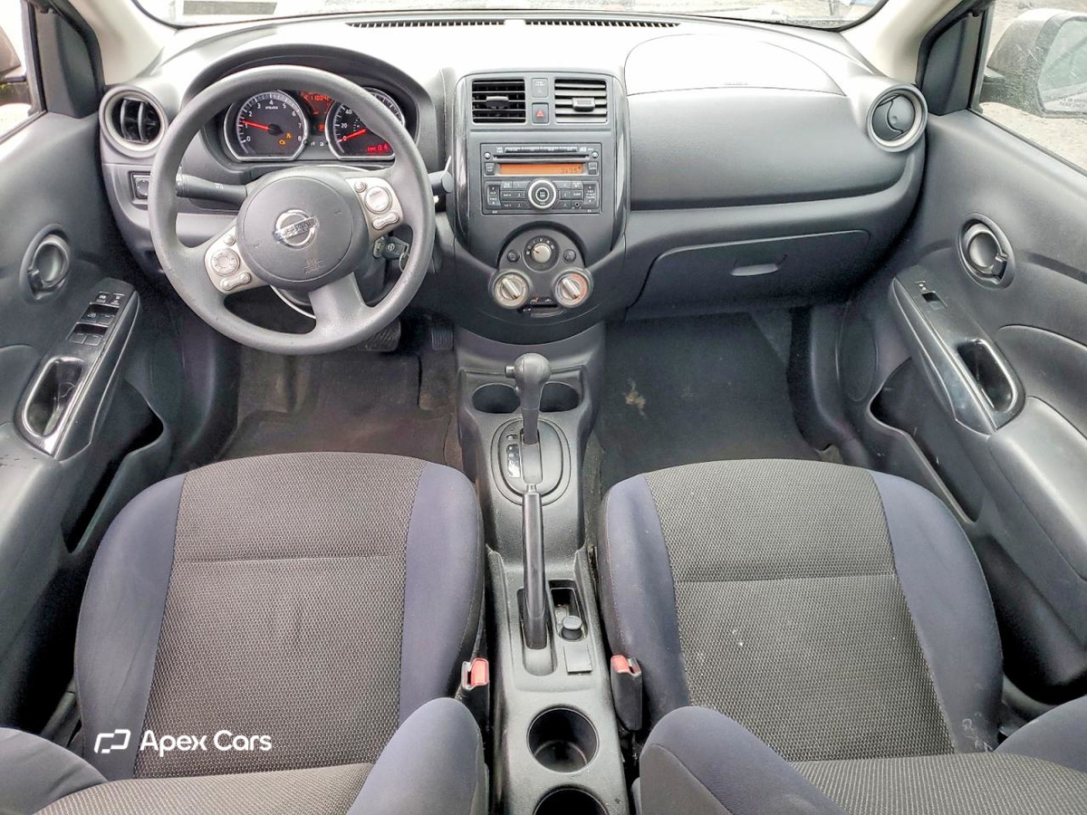 Nissan Versa 2012