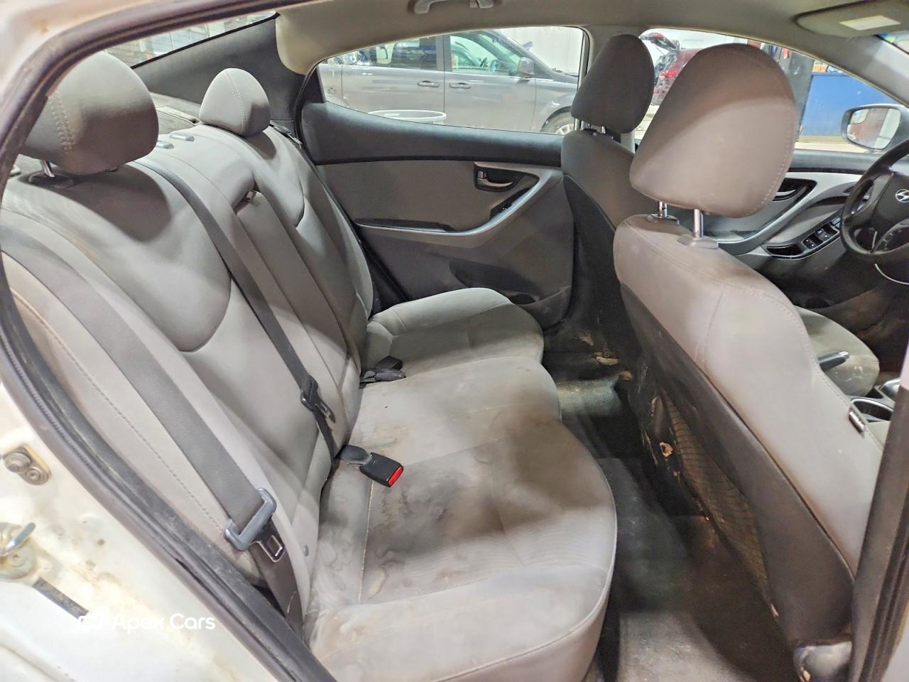 Hyundai Elantra 2015