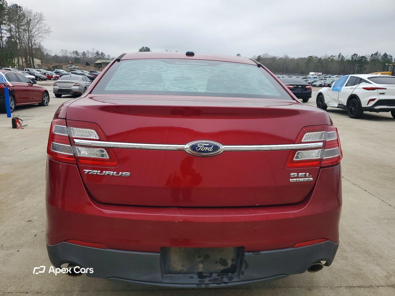 Ford Taurus 2015