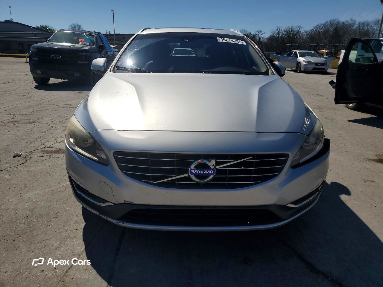 Volvo V60 2015