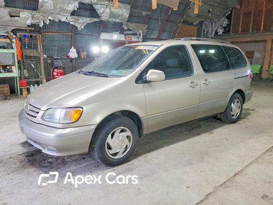 Toyota Sienna 2002 - Image 1 of 13