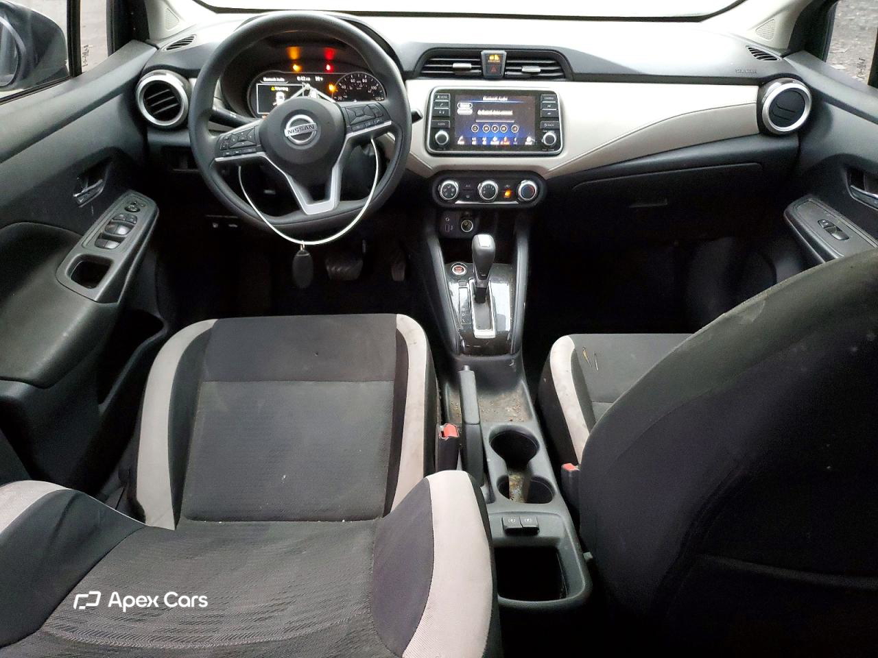Nissan Versa 2021