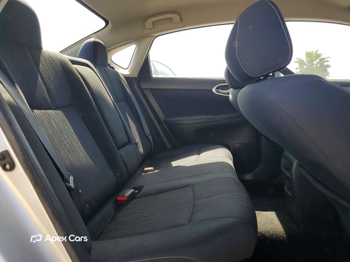 Nissan Sentra 2016