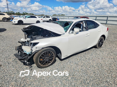 Lexus IS 2016 - Image 1 of 13