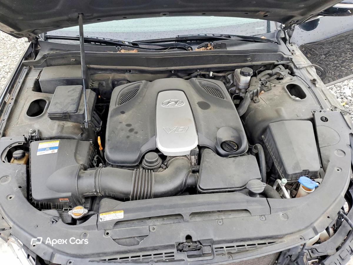 Hyundai Genesis 2011