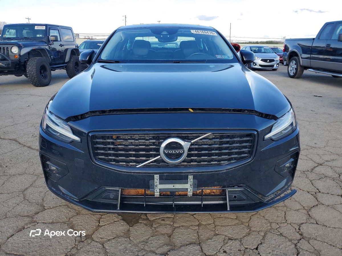 Volvo S60 2022