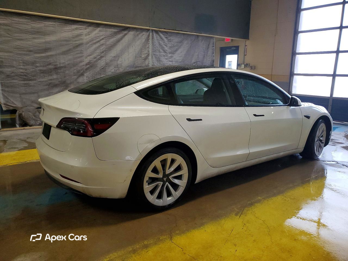 Tesla Model 3 2022
