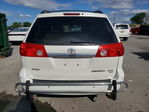 Toyota Sienna 2010