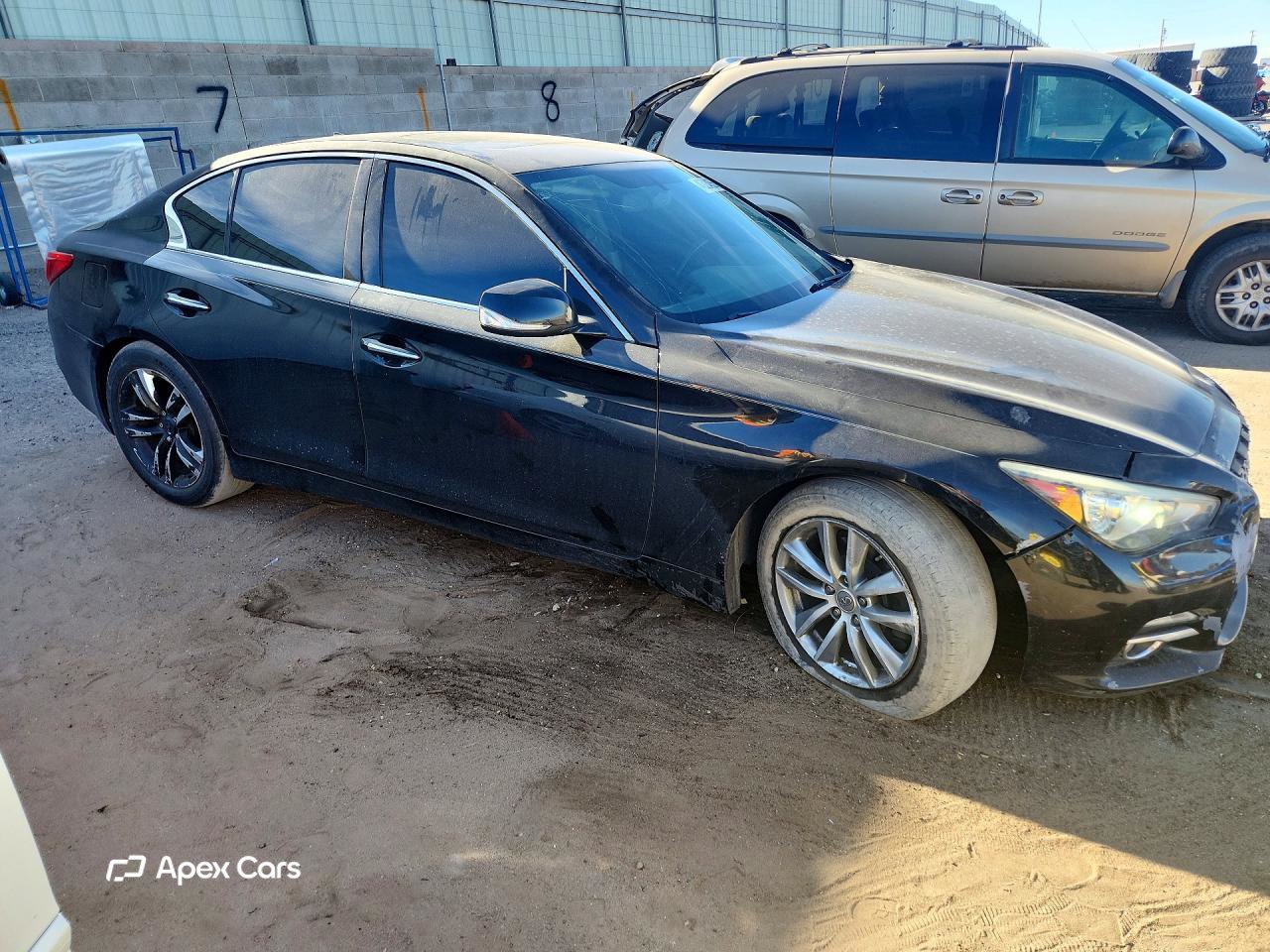 Infiniti Q50 2015