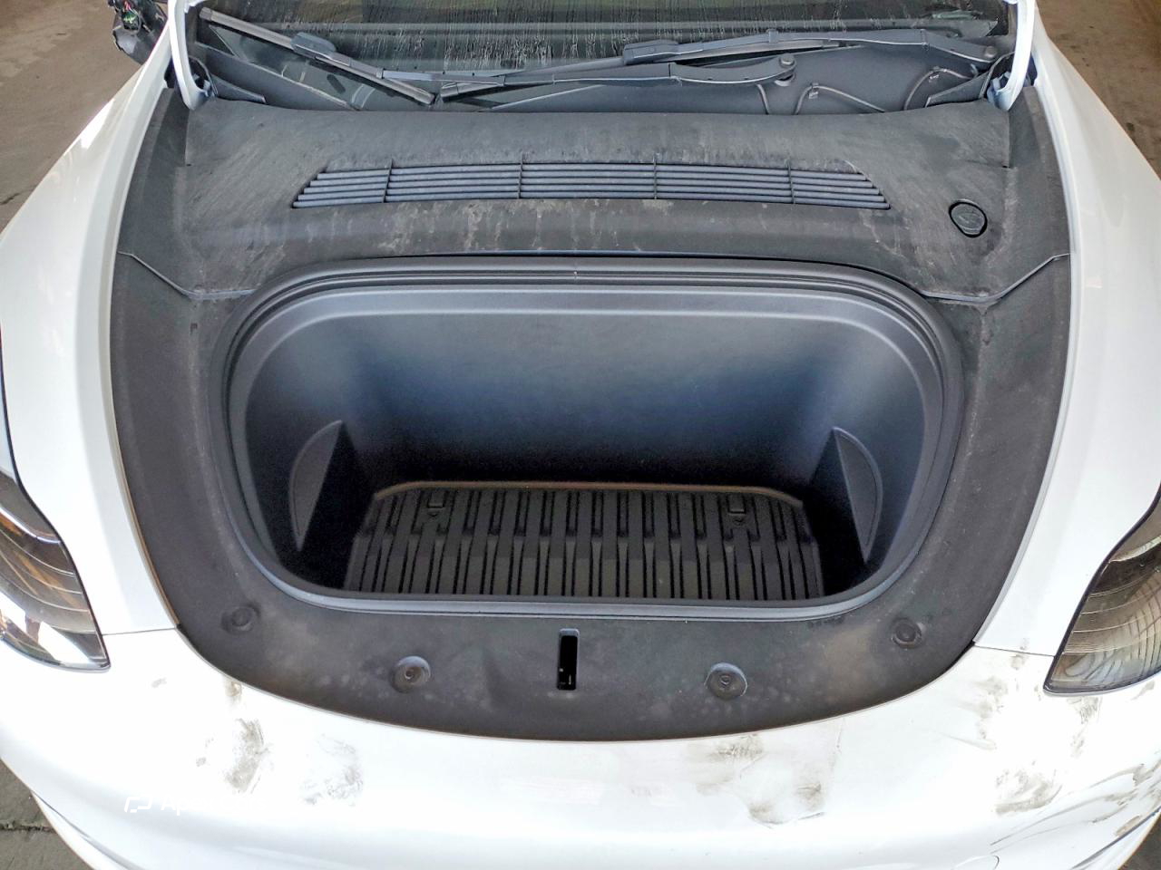 TVR Model Y 2023