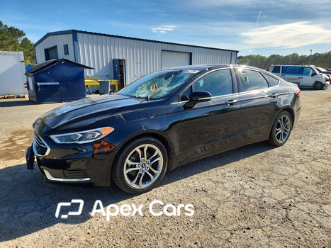 Ford Fusion 2020 - Image 1 of 13