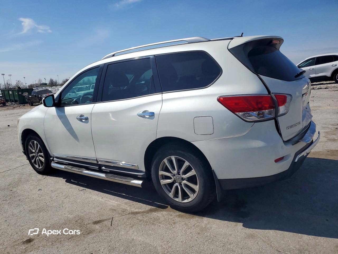 Nissan Pathfinder 2015