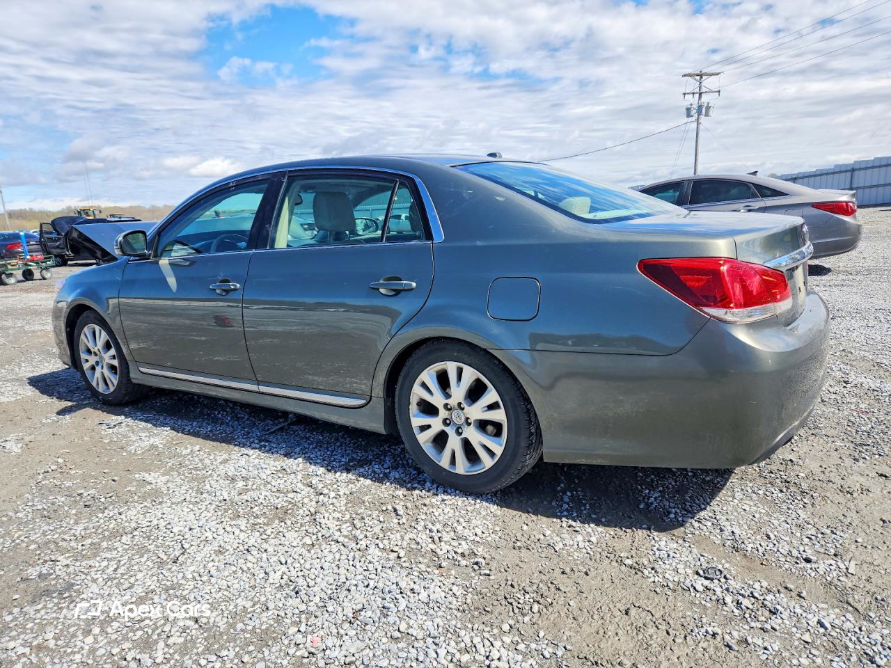 Toyota Avalon 2011