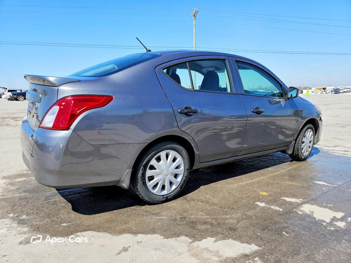Nissan Versa 2017