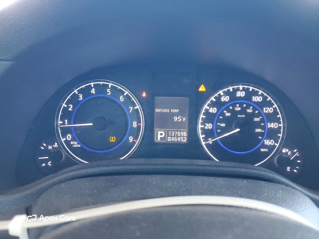 Infiniti G 2011