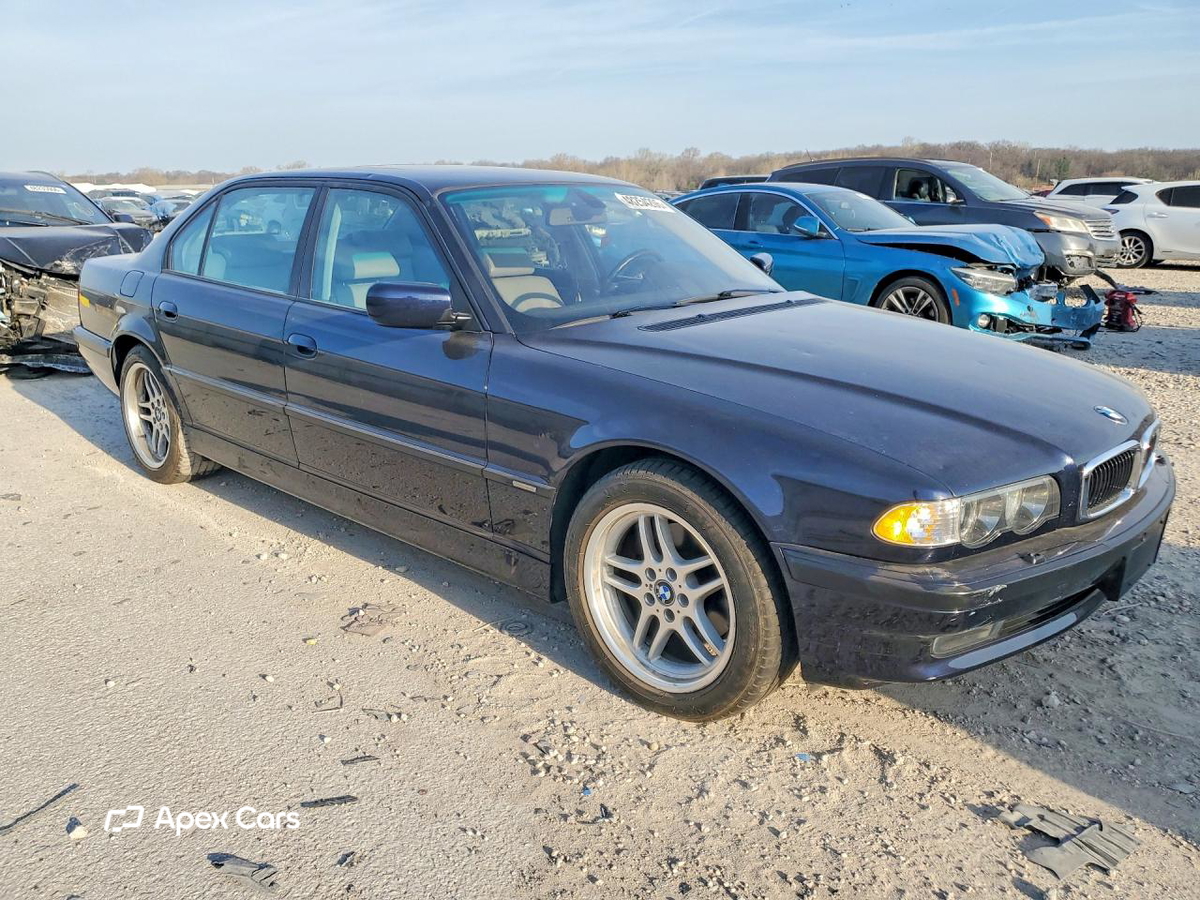 BMW Series 7 2001