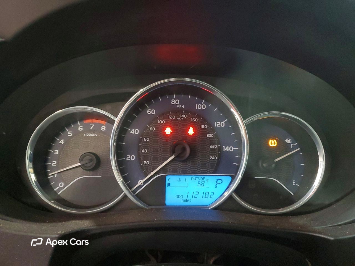 Toyota Corolla 2015