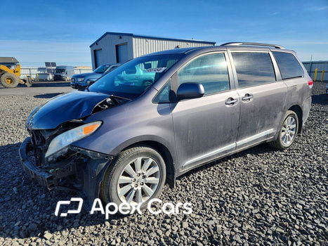 Toyota Sienna 2011 - Image 1 of 14