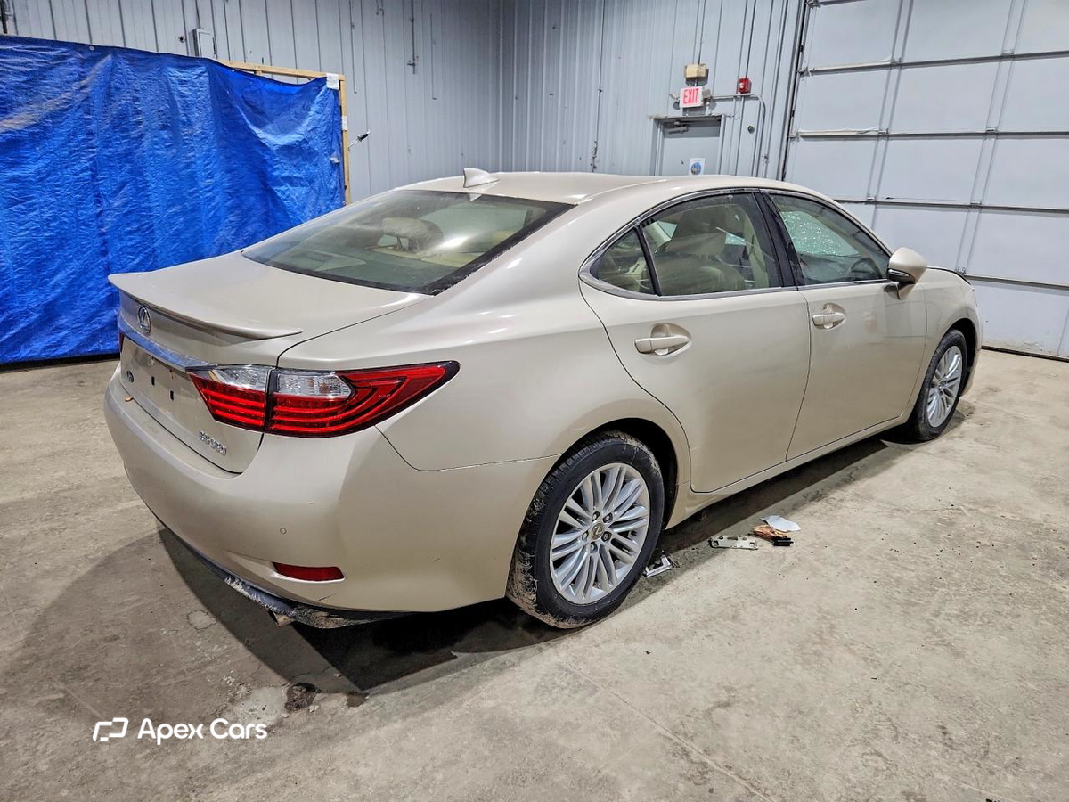 Lexus ES 2015