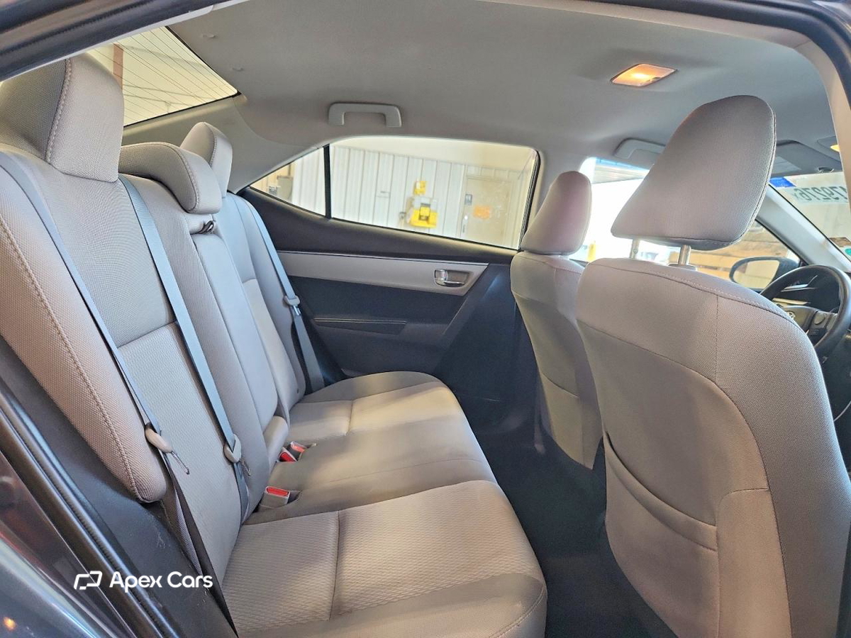 Toyota Corolla 2015