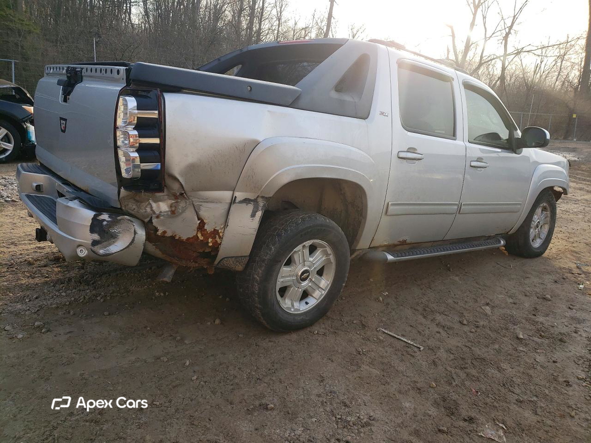 Chevrolet Avalanche 2011