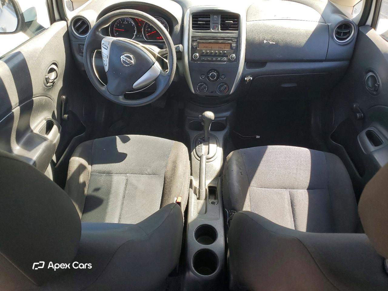Nissan Versa 2016