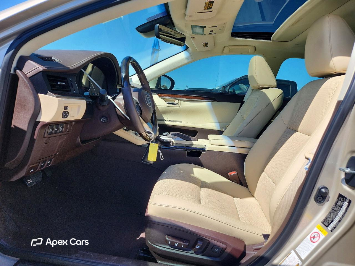 Lexus ES 2017