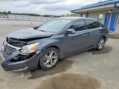 Nissan Altima 2013 - Image 1 of 13