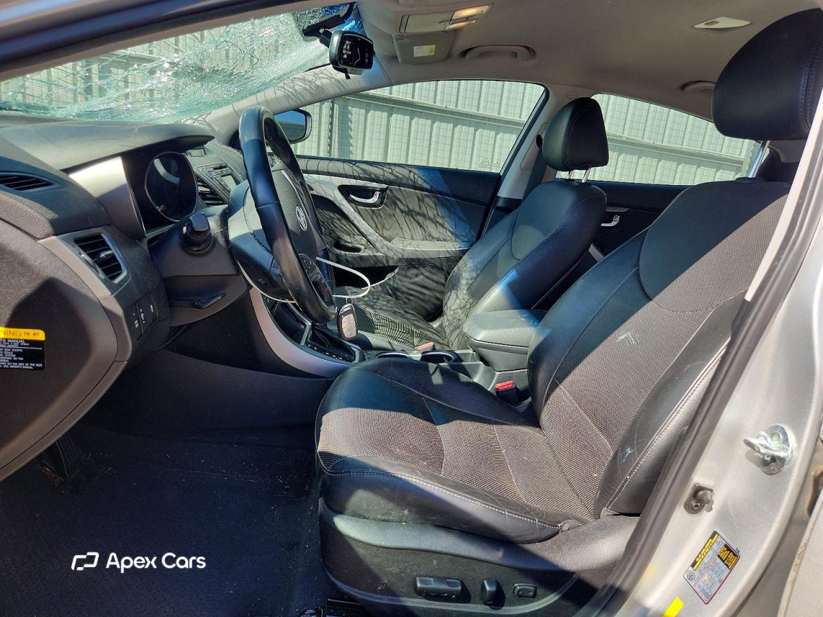 Hyundai Elantra 2016
