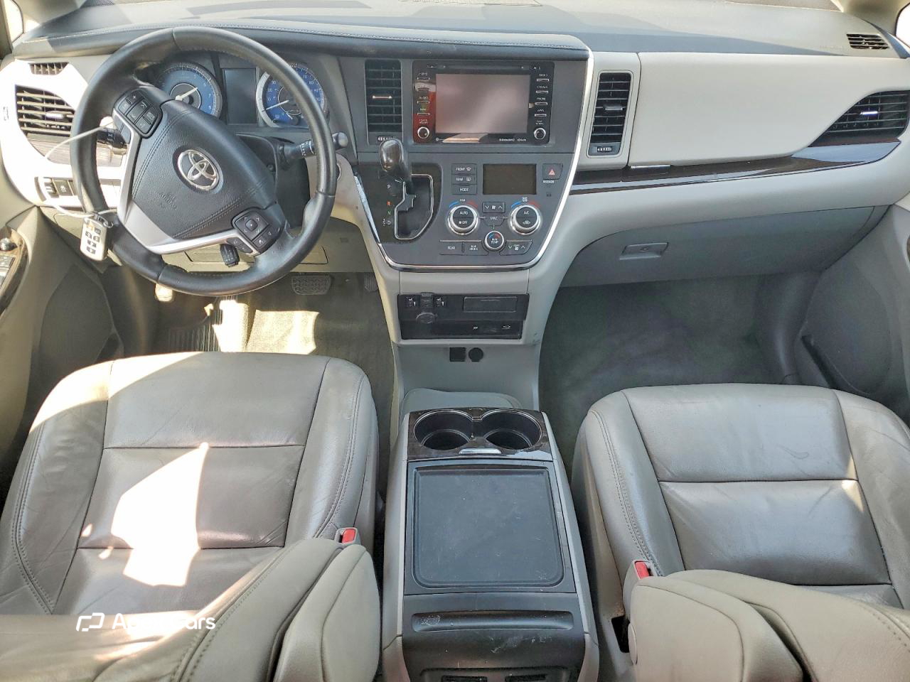Toyota Sienna 2018
