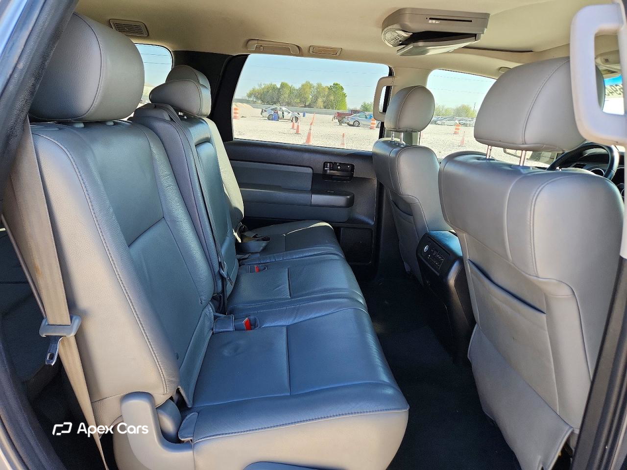 Toyota Sequoia 2012