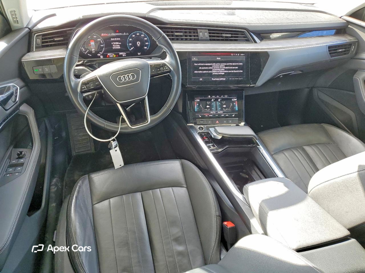 Audi e-tron 2022