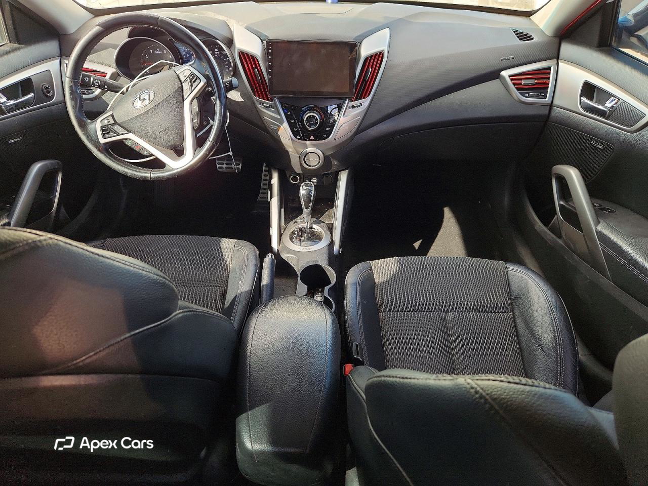 Hyundai Veloster 2013