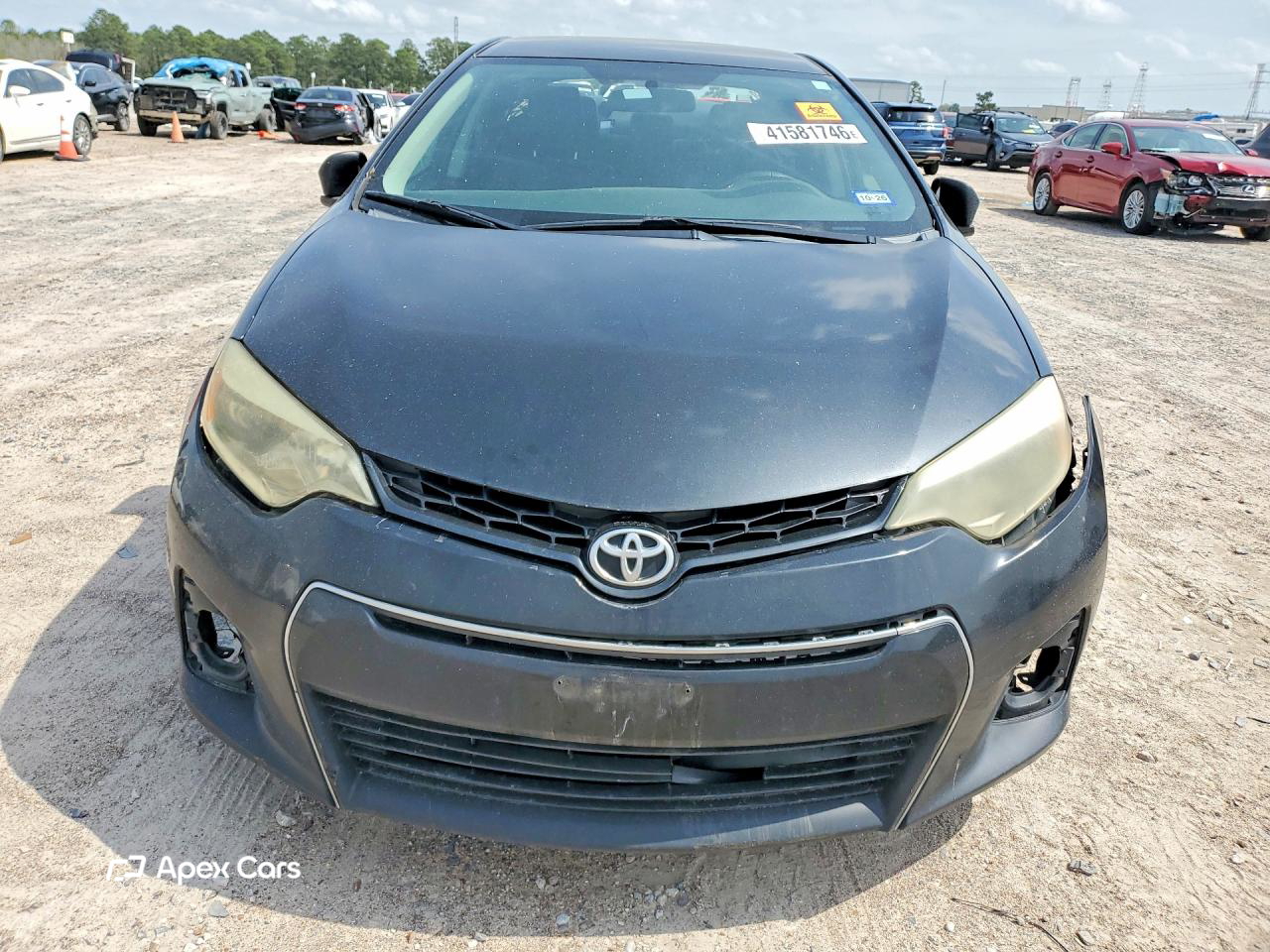 Toyota Corolla 2015