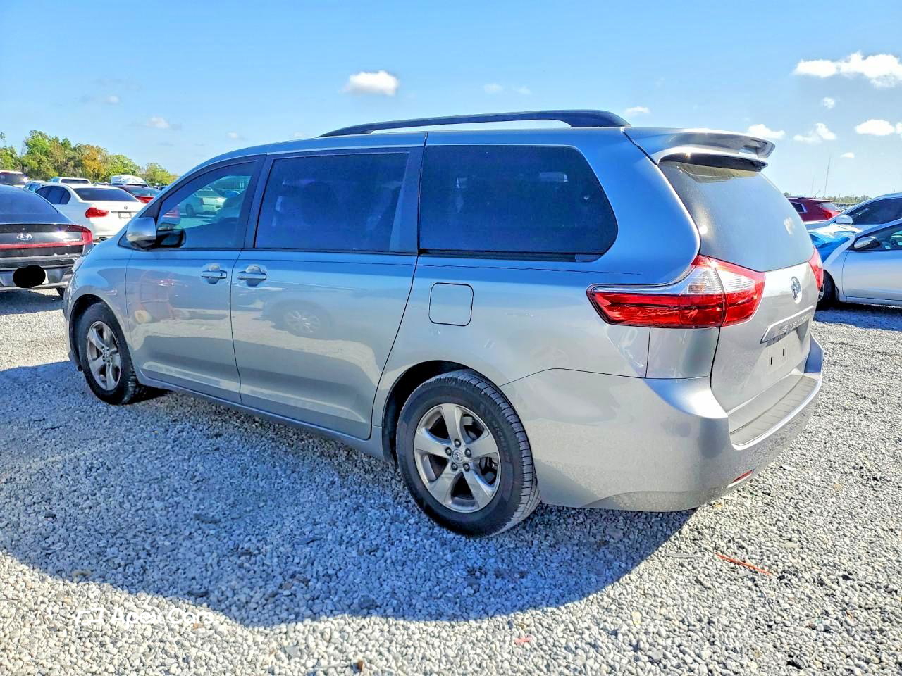Toyota Sienna 2016
