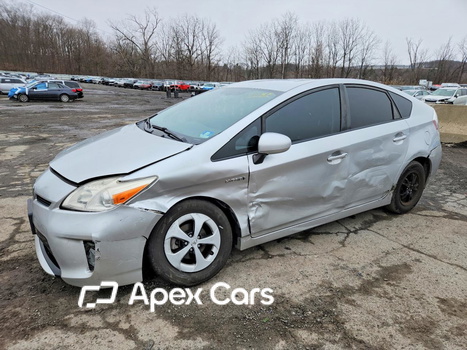 Toyota Prius 2015 - Image 1 of 13