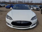 Tesla Model S 2015