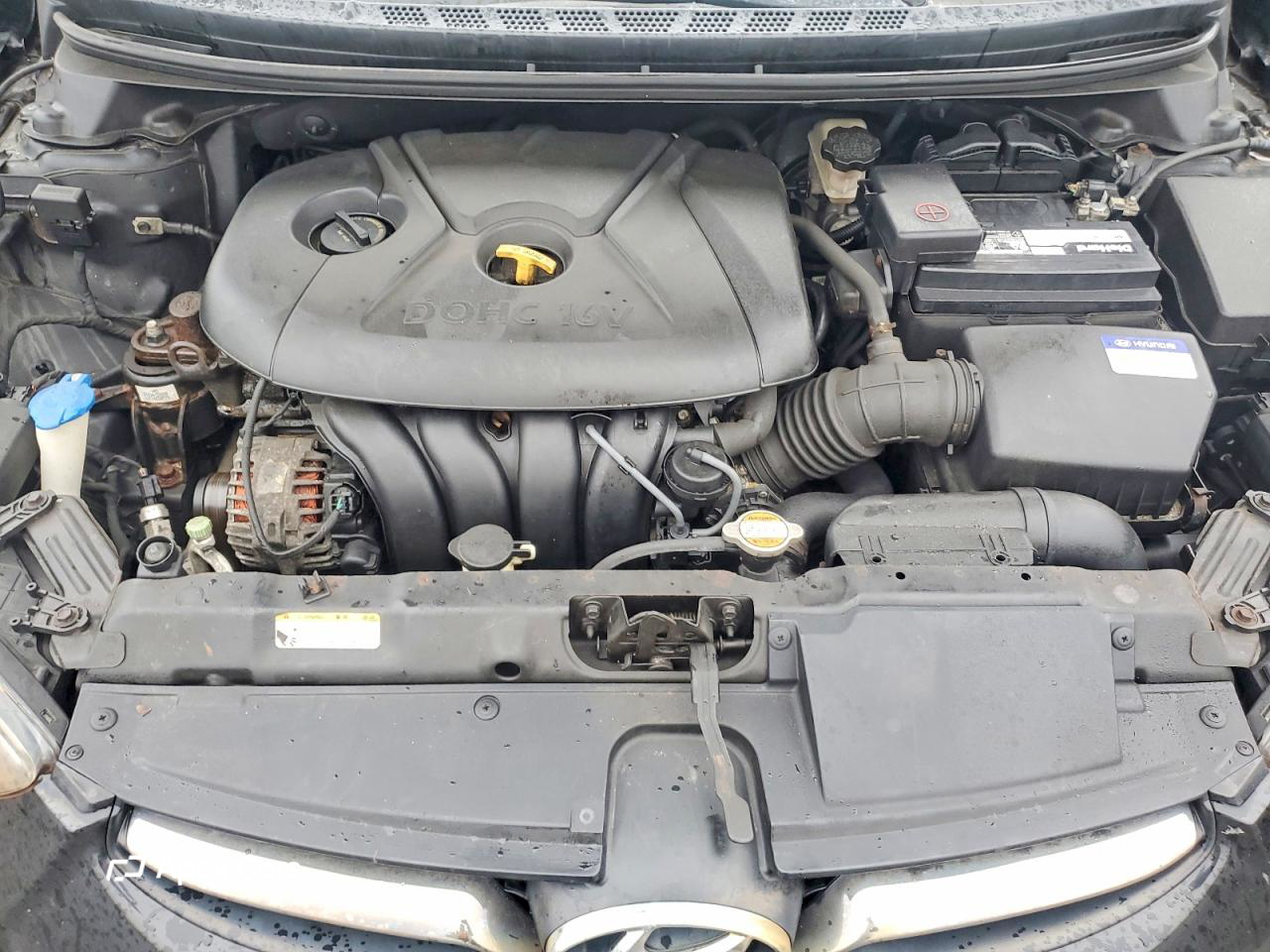 Hyundai Elantra 2012
