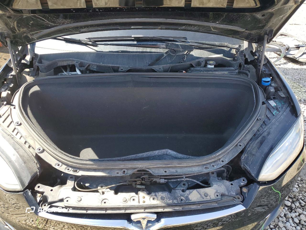 Tesla Model X 2016