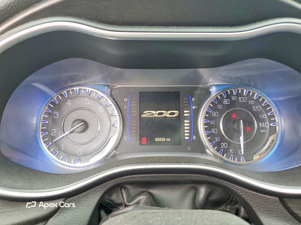 Chrysler 200 2016