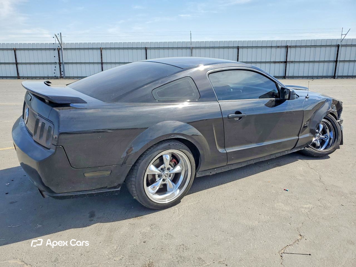Ford Mustang 2006