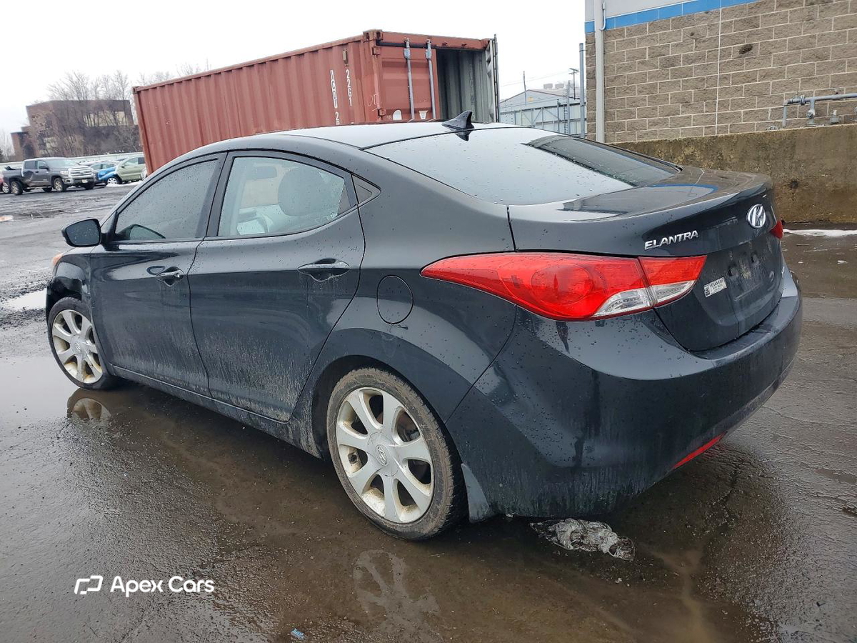 Hyundai Elantra 2012