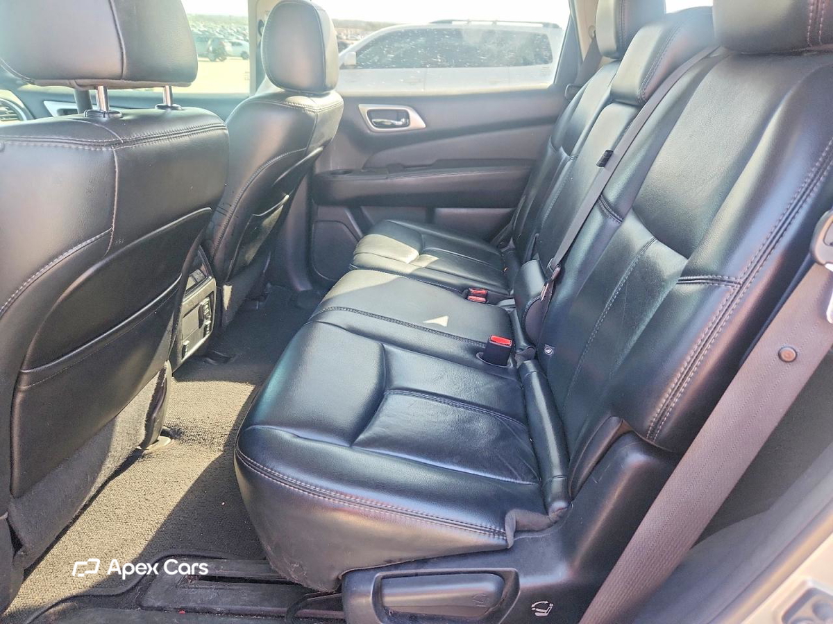 Nissan Pathfinder 2017
