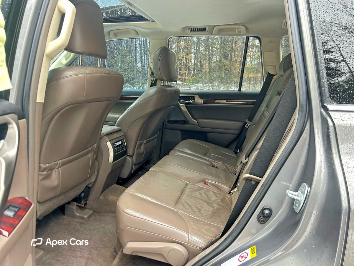 Lexus GX 2011