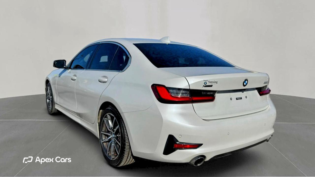 BMW Series 3 2020