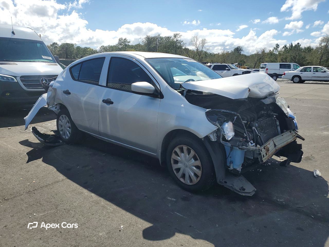 Nissan Versa 2019