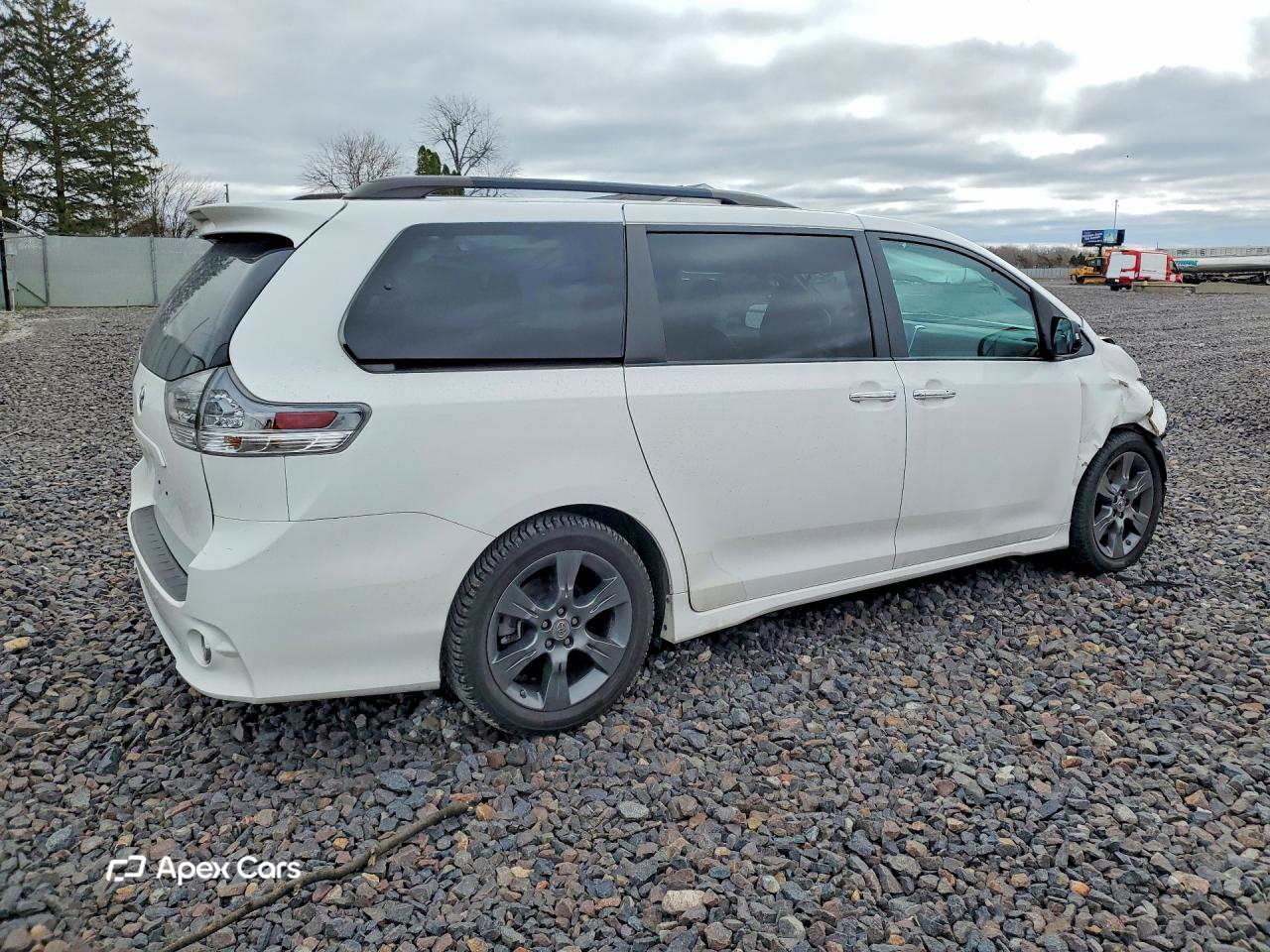 Toyota Sienna 2016